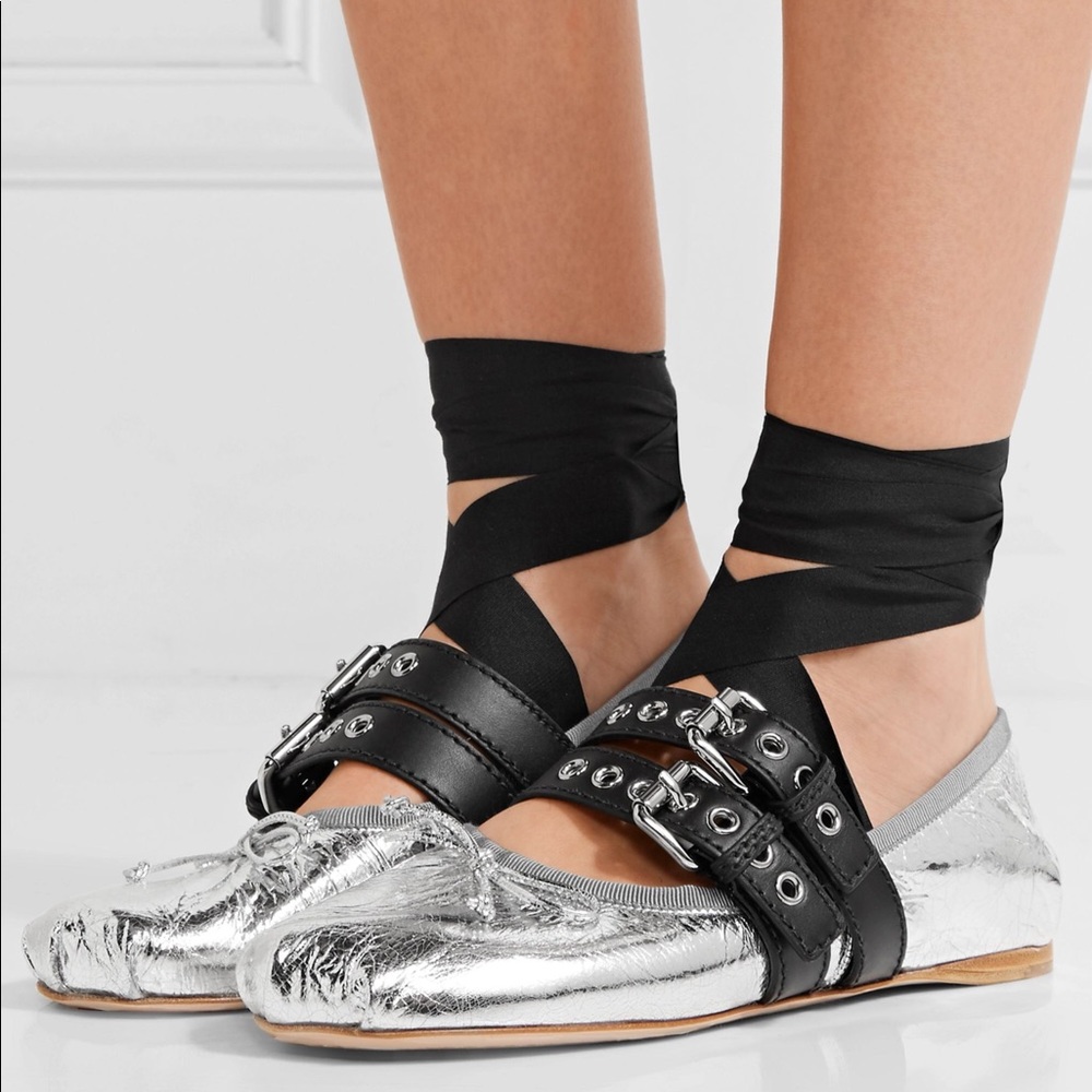 ISO Miu Miu ballerina flats
